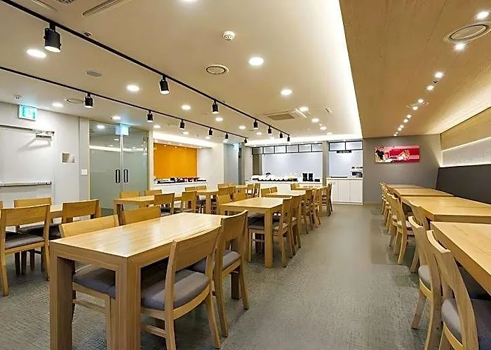 Western Coop & Dongdaemun 3*