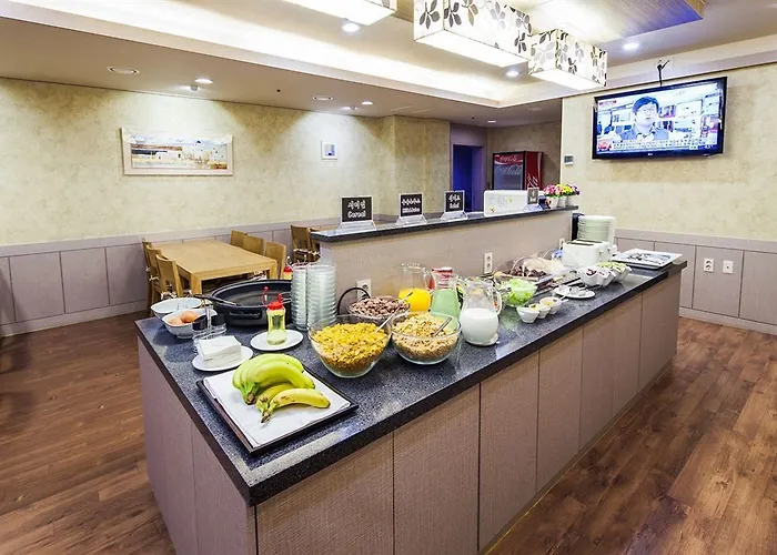 Western Coop & Dongdaemun Aparthotel Seoul