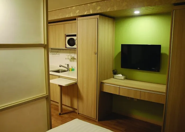 Western Coop & Dongdaemun 3*